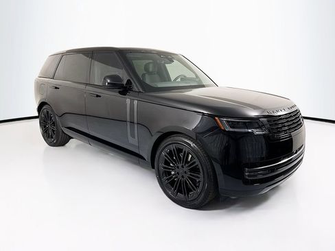 New 2026 Land Rover Range Rover Long Wheelbase SE AWD/4WD image 3