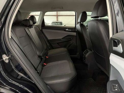 Used 2023 Volkswagen Taos SE image 22