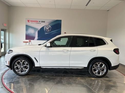 Used 2023 BMW X3 xDrive30i w/ Premium Package AWD/4WD image 3