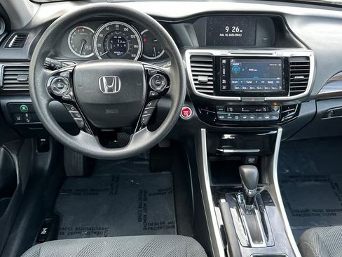 Used 2016 Honda Accord EX image 15