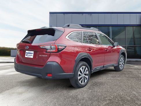 Certified 2024 Subaru Outback Premium image 6