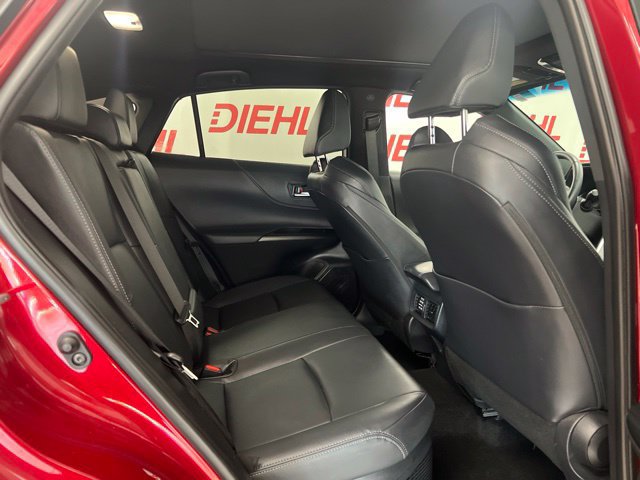 Used 2024 Toyota Venza Nightshade AWD/4WD image 11