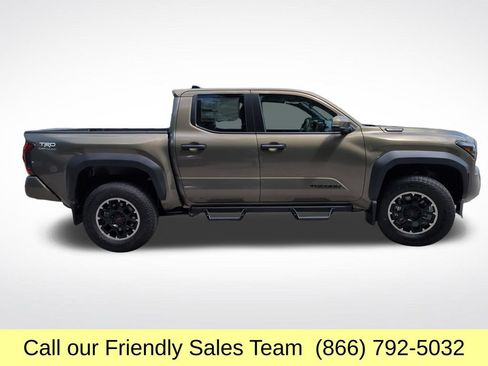 New 2026 Toyota Tacoma TRD Off-Road w/ TRD Off Road Upgrade Package AWD/4WD image 6