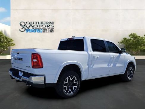 Used 2025 RAM 1500 Laramie AWD/4WD image 5