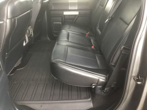 Used 2019 Ford F150 Lariat w/ Equipment Group 502A Luxury image 15