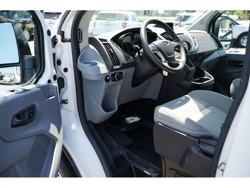 Used 2015 Ford Transit 150 XLT image 13