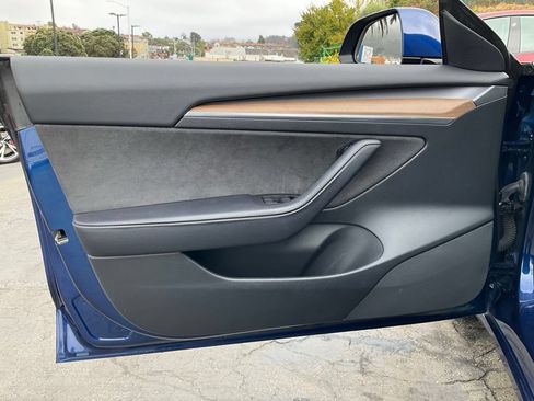 Used 2022 Tesla Model 3 RWD image 23