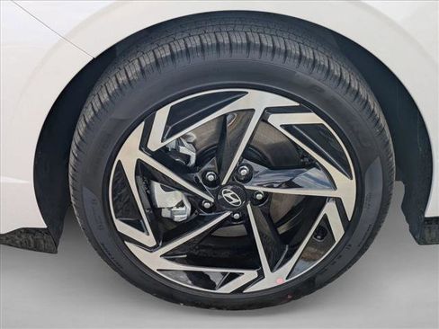 New 2026 Hyundai Sonata SEL image 9