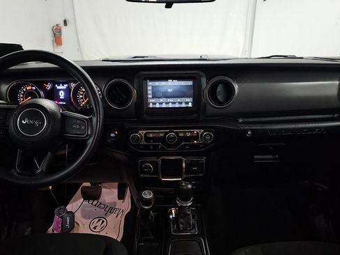 Used 2023 Jeep Wrangler Unlimited Sport AWD/4WD image 11