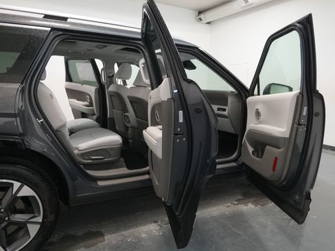 Used 2026 Hyundai Palisade Limited AWD/4WD image 39