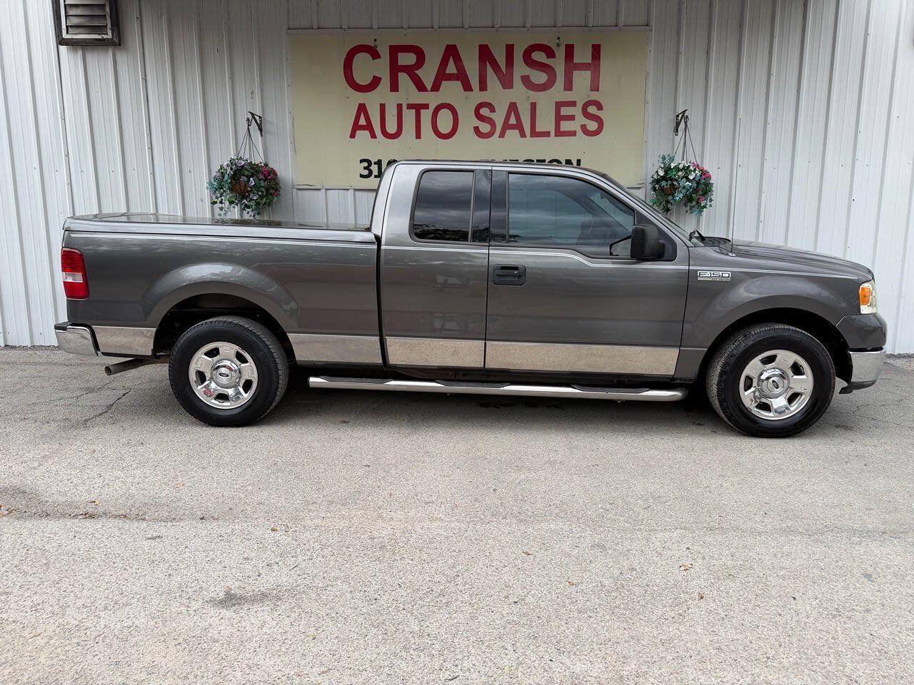 Used 2004 Ford F150 XLT RWD image 5