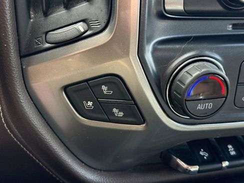 Used 2017 Chevrolet Silverado 1500 LTZ Z71 w/ LTZ Plus Package image 22