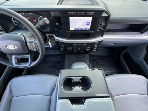 New 2024 Ford F350 XL w/ XL Chrome Package image 3