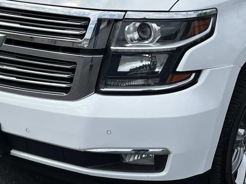 Used 2017 Chevrolet Suburban Premier AWD/4WD image 11