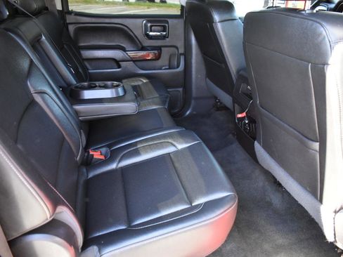 Used 2017 GMC Sierra 1500 SLT w/ Max Trailering Package image 28