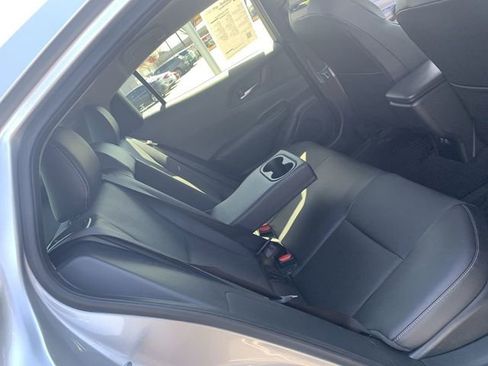 Used 2024 Toyota Prius XLE image 12