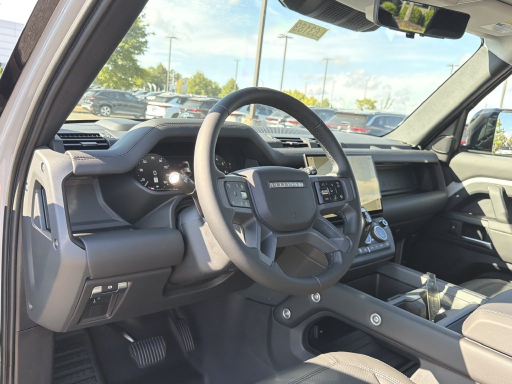 New 2026 Land Rover Defender 110 S AWD/4WD image 10
