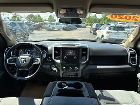 Used 2020 RAM 1500 Big Horn AWD/4WD image 25