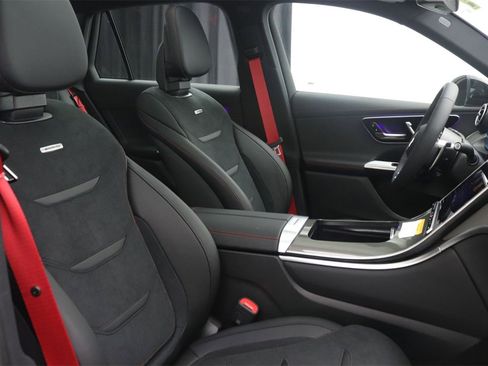 New 2026 Mercedes-Benz GLC 43 AMG 4MATIC image 9