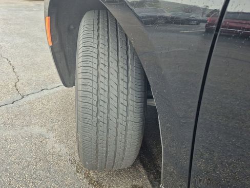 Used 2024 Chrysler Voyager LX image 24