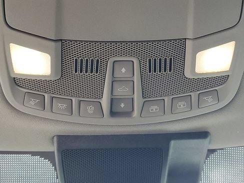 Used 2020 Ford F150 Lariat AWD/4WD image 30