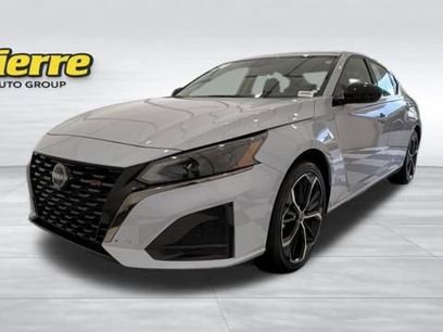 Used 2024 Nissan Altima 2.5 SR