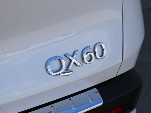 Certified 2023 INFINITI QX60 Luxe w/ Cargo Package AWD/4WD image 42