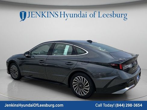Used 2025 Hyundai Sonata SEL FWD image 7