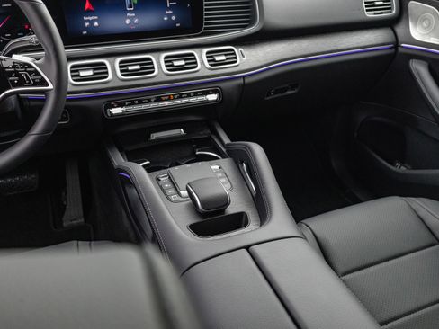 New 2026 Mercedes-Benz GLE 450 4MATIC image 24