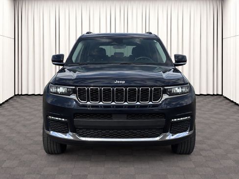 Used 2023 Jeep Grand Cherokee L Limited RWD image 8