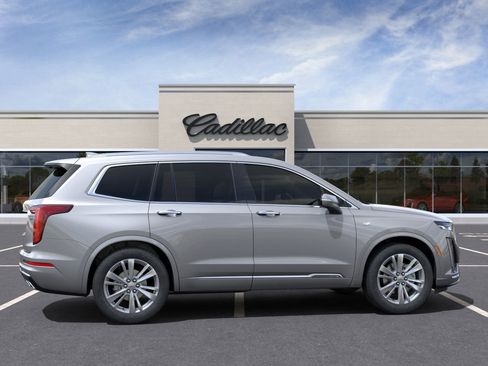 New 2025 Cadillac XT6 Premium Luxury w/ Technology Package image 5