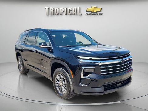 New 2026 Chevrolet Traverse LT image 4