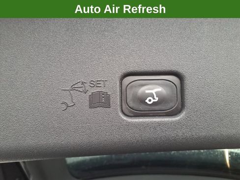 Used 2024 Lincoln Nautilus Reserve w/ Equipment Group 202A AWD/4WD image 22