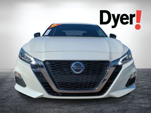 Used 2021 Nissan Altima 2.5 SR w/ SR Premium Package FWD image 8