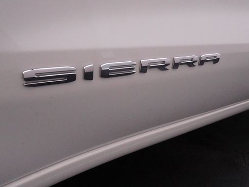 Used 2026 GMC Sierra 1500 Pro w/ Graphite Edition AWD/4WD image 39