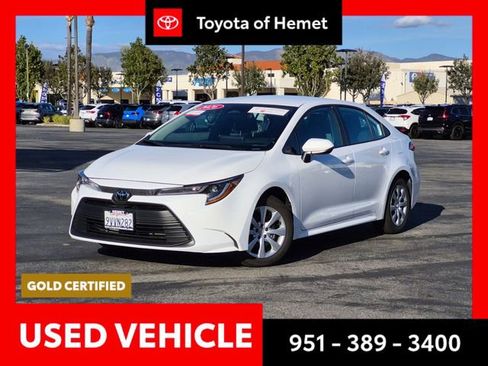 Used 2026 Toyota Corolla LE image 1