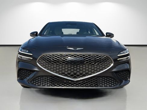 Used 2024 Genesis G70 2.5T RWD image 8