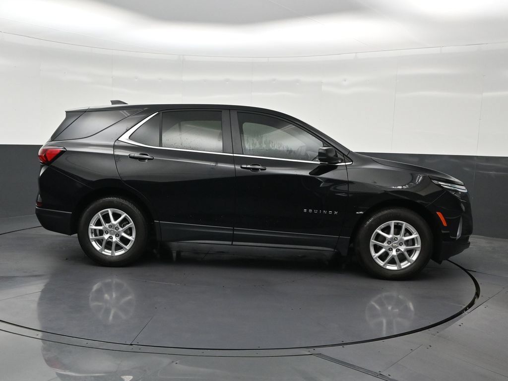 Used 2024 Chevrolet Equinox LT FWD image 7