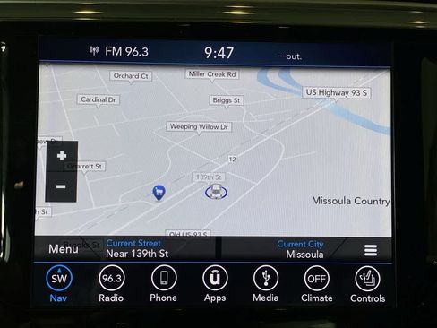 Used 2018 Chrysler Pacifica Limited FWD image 21
