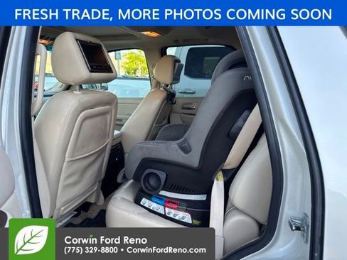 Used 2007 Cadillac Escalade AWD w/ Information Package image 11