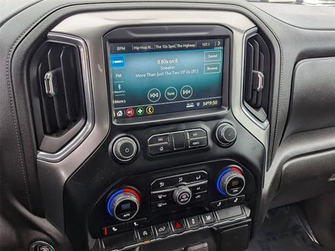 Used 2021 Chevrolet Silverado 1500 LT image 13