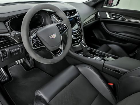 Used 2019 Cadillac CTS V w/ Carbon Fiber Package image 20