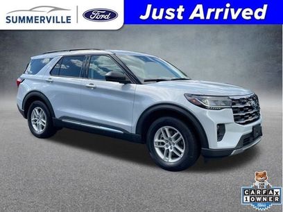 Used 2025 Ford Explorer Active