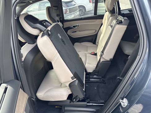 New 2026 Volvo XC90 T8 Ultra image 14