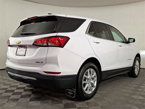 Used 2023 Chevrolet Equinox LT image 9