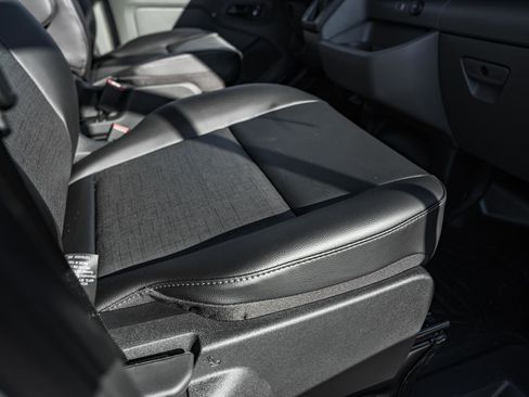 New 2026 Ford Transit 250 148 Medium Roof w/ Load Area Protection Package image 32