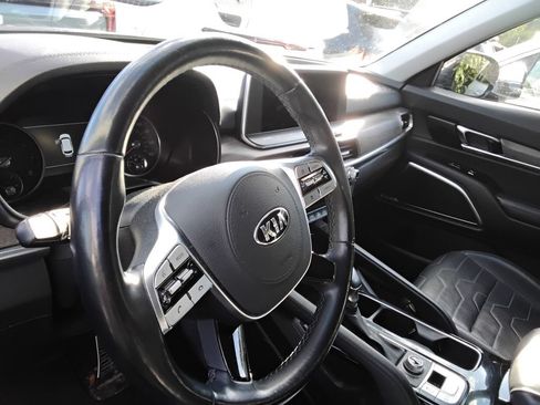 Used 2020 Kia Telluride SX w/ SX Prestige Package AWD/4WD image 7