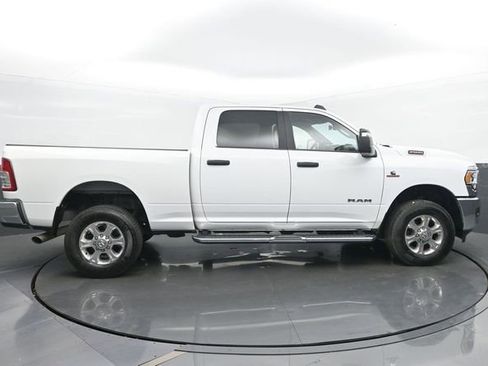 Used 2024 RAM 2500 Big Horn AWD/4WD image 6