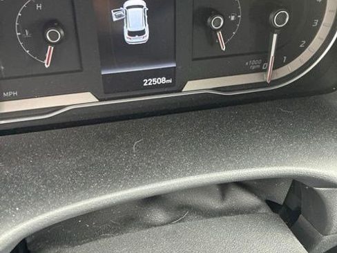 Used 2023 Hyundai Tucson SE AWD/4WD image 10
