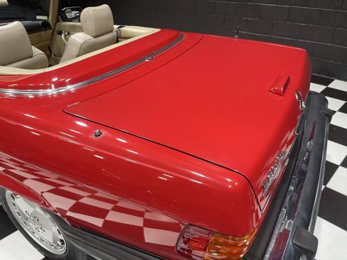 Used 1989 Mercedes-Benz 560 SL image 35